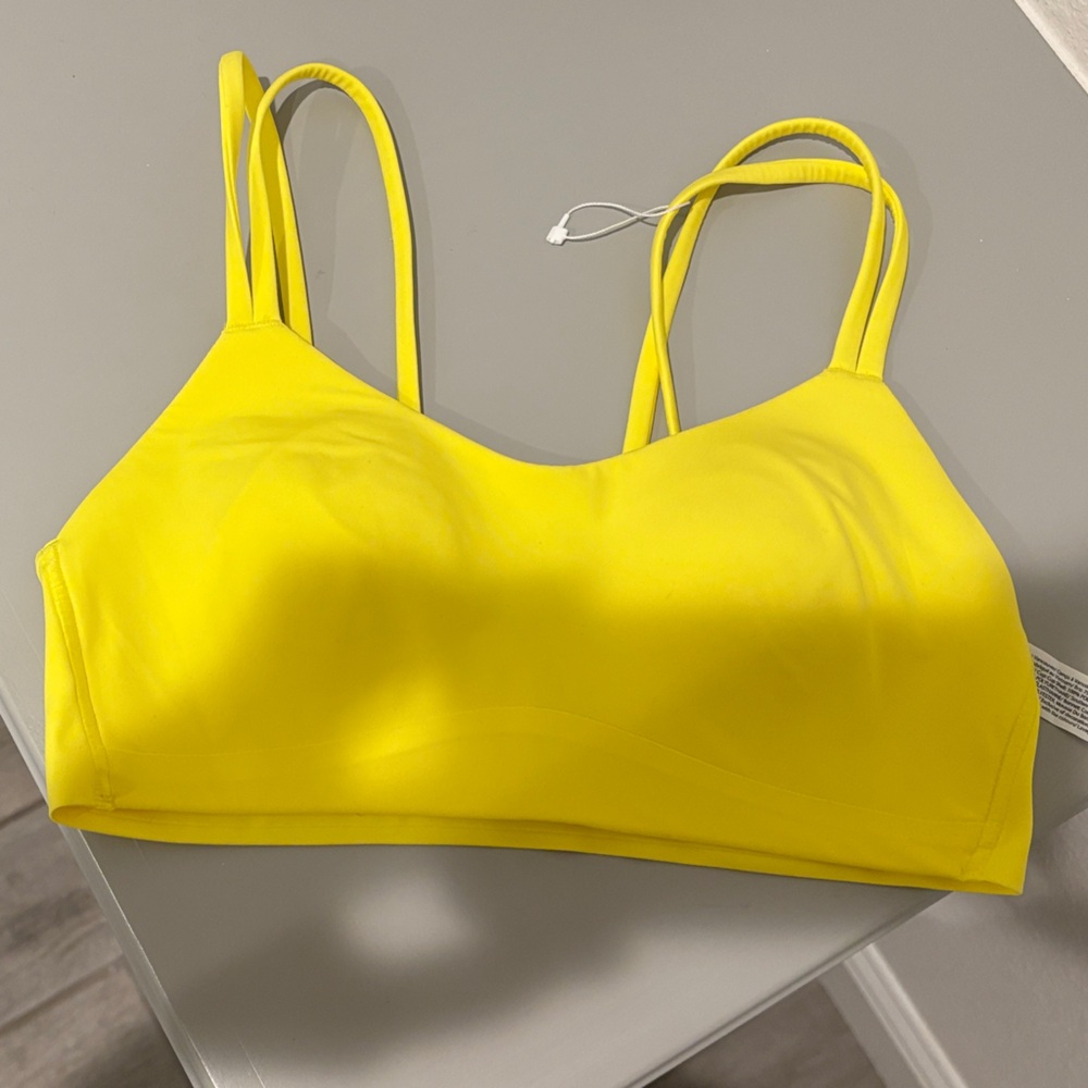 Lululemon Sonic Yellow Like A Cloud - NWOT 6